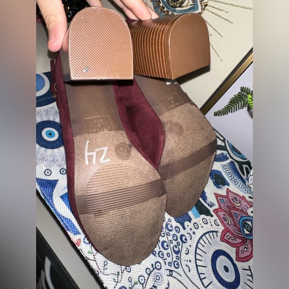 Parker & Sky Merlot/Burgundy Faux Suede Booties - Picture 7 of 8
